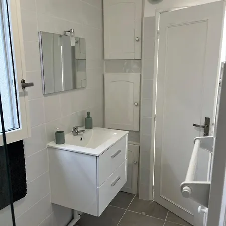 Petite Maison De Duplex 4 Personnes Nemours